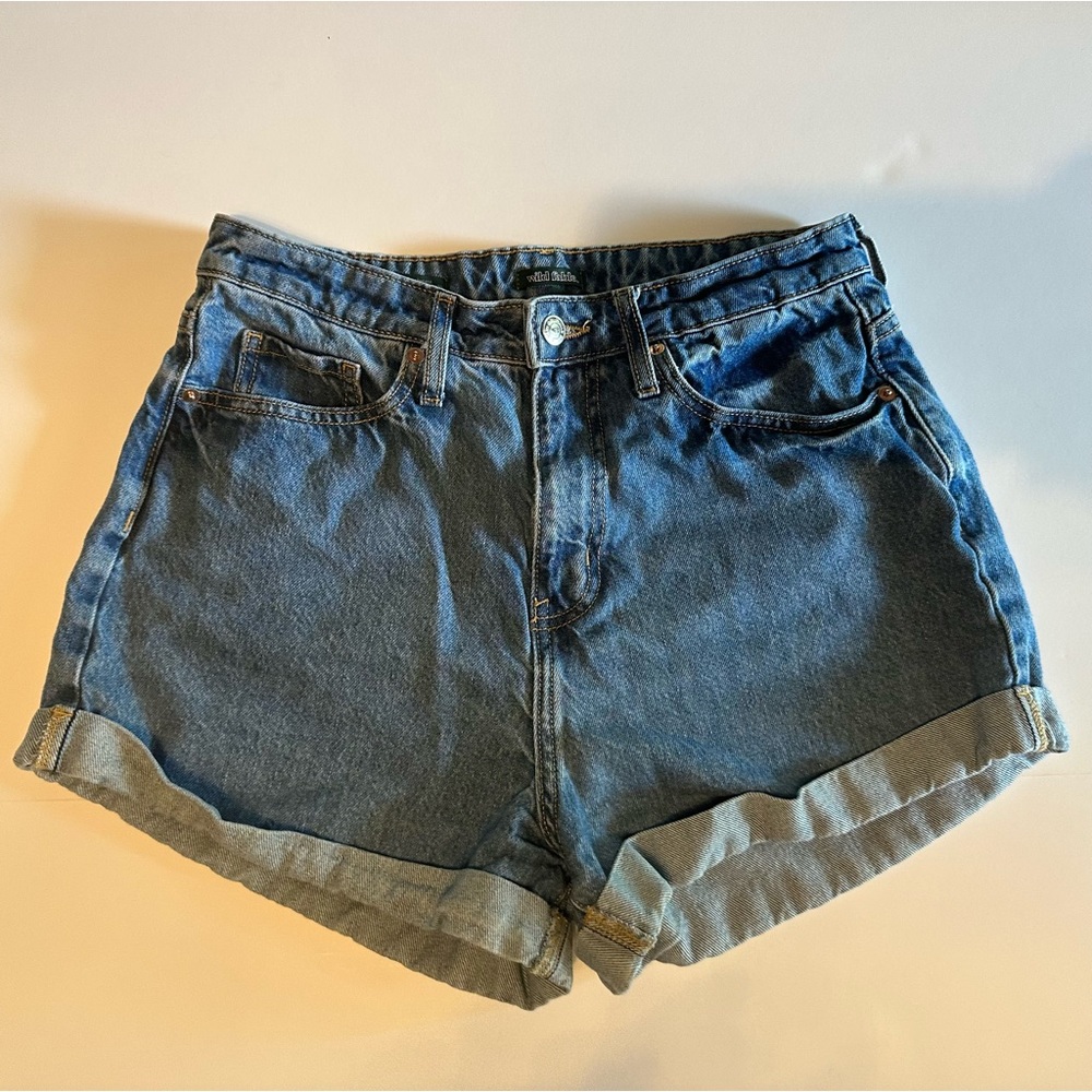 Wild Fable “HAPPY” embroidered denim mom shorts with cuffs size 8